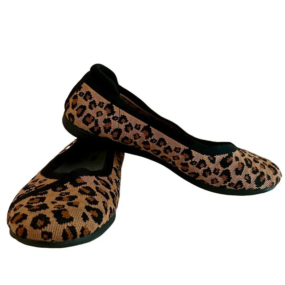 Women’s Cloudsteppers by Clarks Animal Print Stretch Flats Shoes Size 10